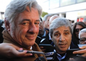 No quiero adelantar. Luis Caputo visitó la Rural, dijo que habrá anuncios, pero evitó dar detalles