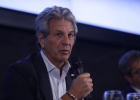 Nueva desregulación el Gobierno eliminó requisitos para exportaciones aéreas