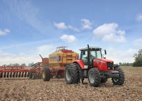 Patentamientos se derrumbó casi 45% el mercado automotor de maquinaria agrícola