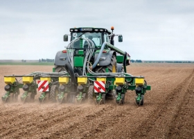 Avanza la siembra de maíz: se cubrió el 20% del área proyectada con fuerte impulso en el centro del país