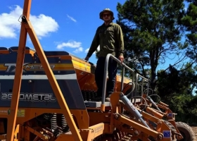 La siembra de soja sigue atrasada en la zona núcleo y temen un “cuello de botella” si vuelven las lluvias