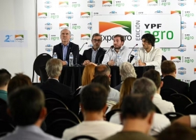 Importaciones el equipo económico de Luis Caputo negó un “aluvión” de compras al exterior