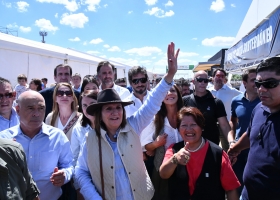 Patricia Bullrich llevó el debate político a Expoagro y defendió la reforma laboral y la baja de retenciones