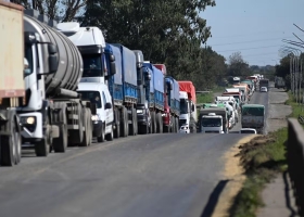 Dólares en abril la agroexportación ingresó US$2495 millones, un 23% más que en marzo