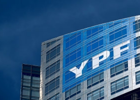 YPF suspendió la búsqueda de un socio para su negocio de agro y ahora lo relanzaría