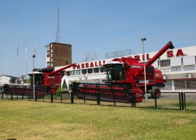 Se vende por US$1 una emblemática fábrica de cosechadoras