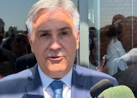 RIGI: Llaryora pidió financiamiento y más proveedores industriales locales