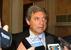 SE CAYÓ LA SESIÓN EN LA LEGISLATURA