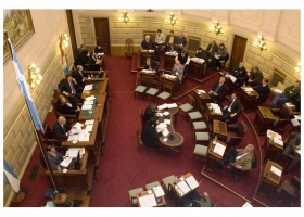 ¿QUIÉNES SON LOS SENADORES QUE AVALARON EL AUMENTO DEL INMOBILIARIO RURAL?