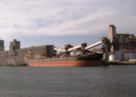 Puertos bonaerenses palpitan la exportación sojera