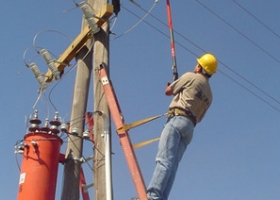 Aprobaron la creación del Fondo de Electrificación Rural provincial.