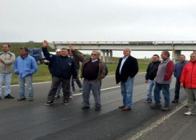 Productores reclaman volver a las rutas