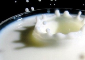 La leche no para de subir, pero los tamberos cobran cada vez menos