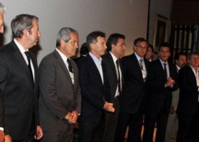 La presión fiscal seguirá alta y prometen alivios solo para el agro y asalariados