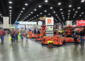 Santa Fe presente en importante exposición de agropartes en Estados Unidos