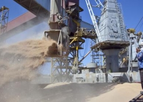 Las exportaciones cayeron 8% en abril por las inundaciones