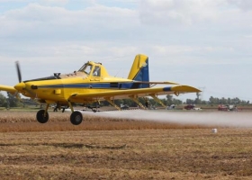 Buenos Aires: media sanción a un proyecto para regular la aplicación de agroquímicos