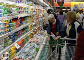 La brecha entre la góndola y lo que recibe el productor se multiplicó 5,2 veces en junio