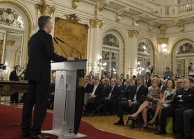 Gira oficial: unos 200 empresarios viajarán con Macri a España