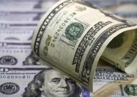 El dólar sigue quieto, pero agita el debate cambiario