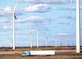 Vassalli apunta a la energía eólica con una firma china