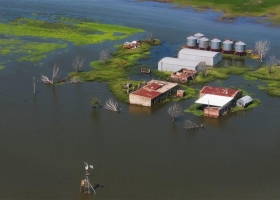 Productores reclaman que se haga un canal contra las inundaciones