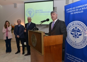 Para Buryaile el problema de la falta de competitividad está en las provincias: “Quitan toda posibilidad de exportar”