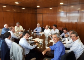 Avanza el acuerdo para desregular un monopolio presente en el principal complejo agroexportador argentino