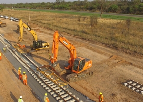 Un paso más: ya se renovaron más de 200 km de vías del Belgrano Cargas