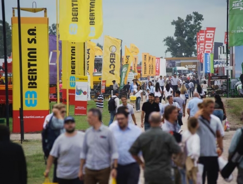 La visión de los productores en Expoagro se escuchan elogios a Milei por lo hecho en la economía y reparos por su estilo confrontativo