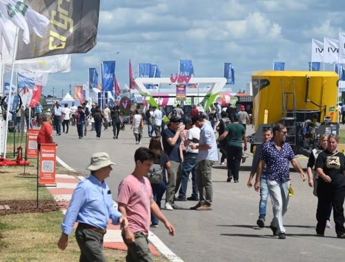 Récord ya pasaron 200.000 personas por Expoagro y entre los productores hay furor por los drones