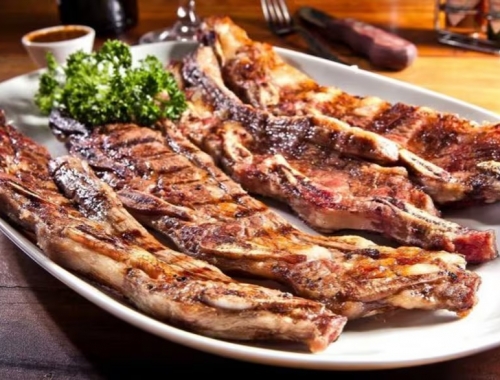 Controversia el Gobierno prometió mantener una barrera sanitaria de la Patagonia, pero presiona para que entre asado