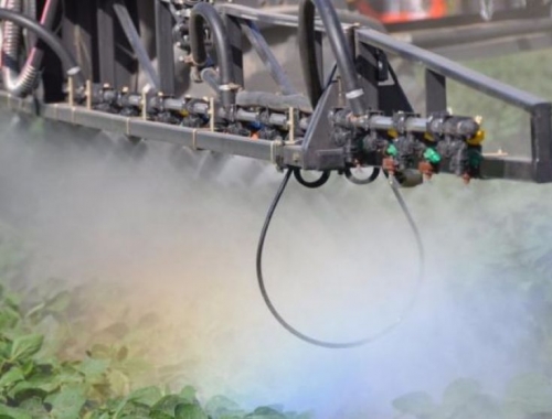 Amplio apoyo agroindustrial al proyecto de ley de fitosanitarios: avanza el debate en el Congreso