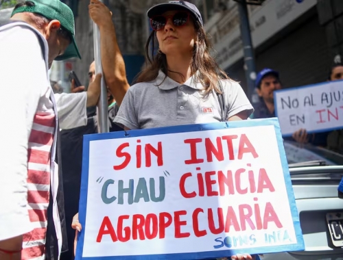 Achique y motosierra el Gobierno buscará recortar hasta 1700 empleos en el INTA y cerraría agencias experimentales