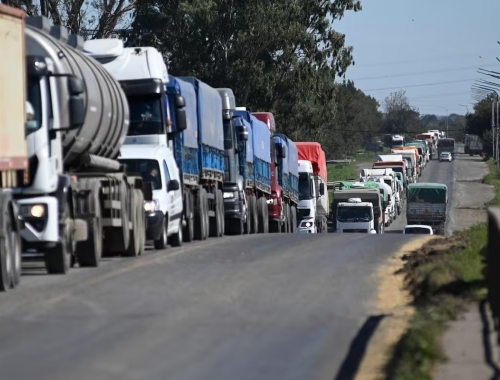 Dólares en abril la agroexportación ingresó US$2495 millones, un 23% más que en marzo