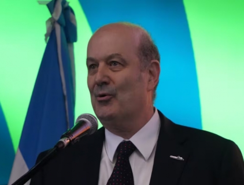 Sturzenegger anticipó que un organismo de control en semillas pasaría a tener el rol de un “tribunal de alzada”