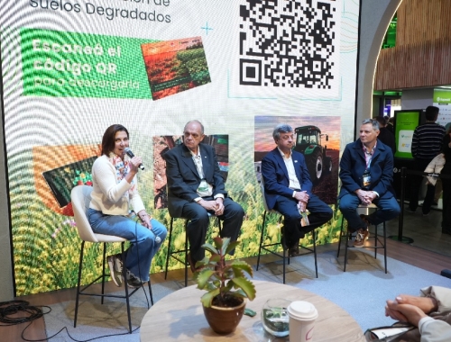 Presentaron una guía técnica para recuperar suelos degradados en Aapresid