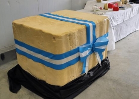 Villa María presentó un queso de 1.000 kilos, el más grande de Latinoamérica
